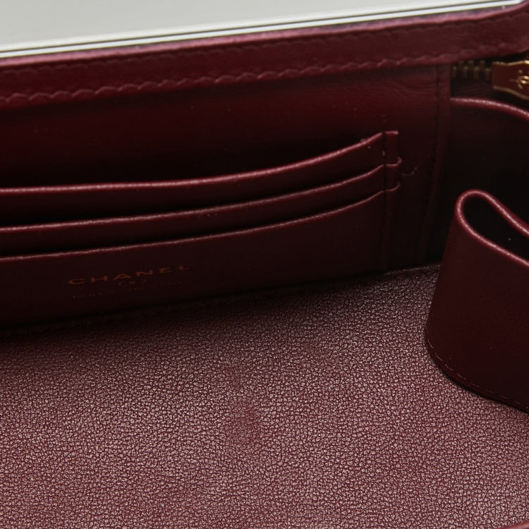 Chanel Vanity Case in Burgundy Quilted Lambskin with Gold Hardware 17 cm